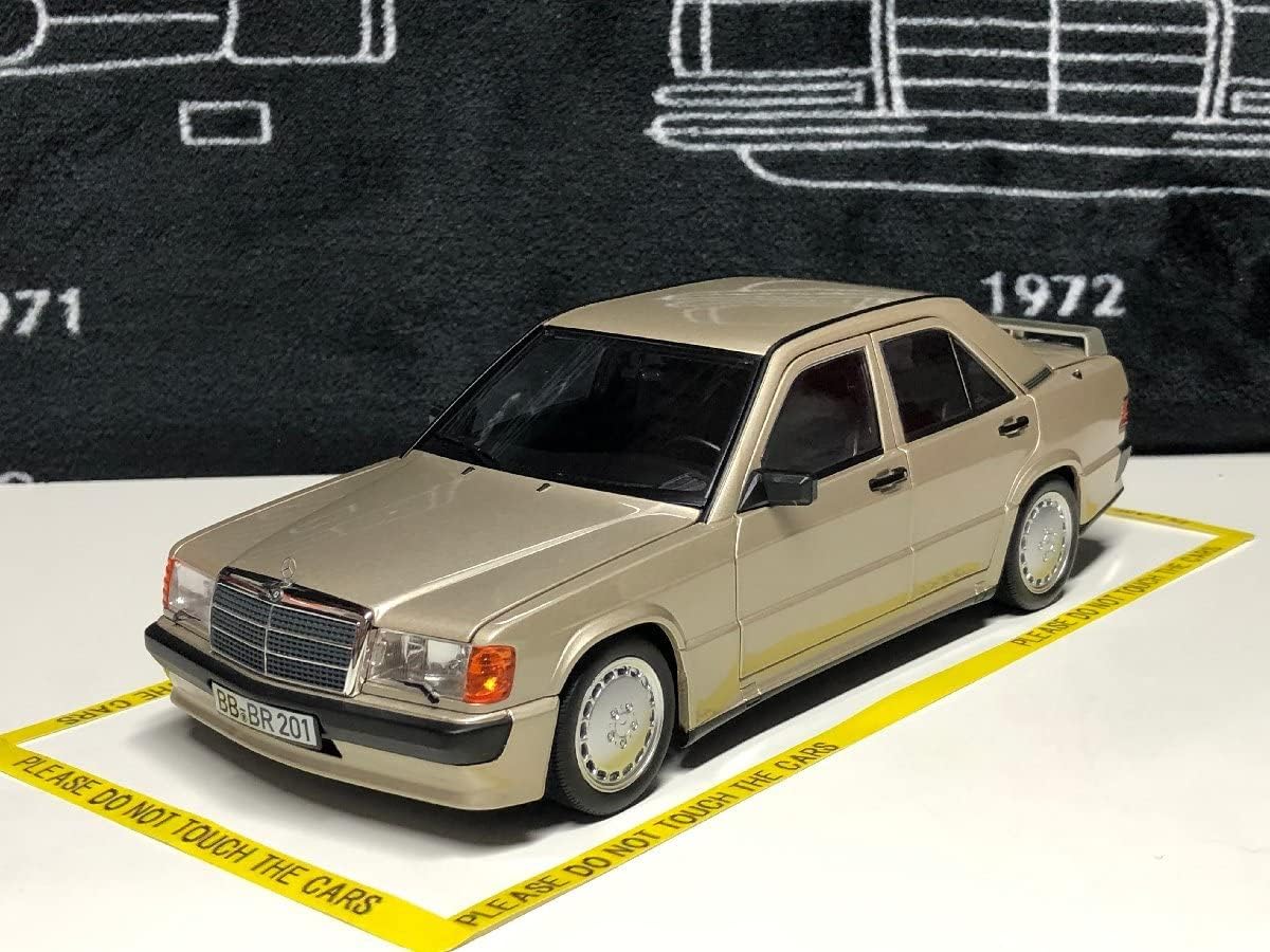 ノレブ 1/18 メルセデスベンツ 190E 2.3-16 ノレブ 1/18 メルセデスベンツ 190E 2.3-16 1984 スモークシルバー